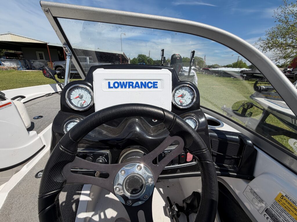2018 Nitro Z19 Sport | Mercury 200 Pro XS Opti 2-Stroke