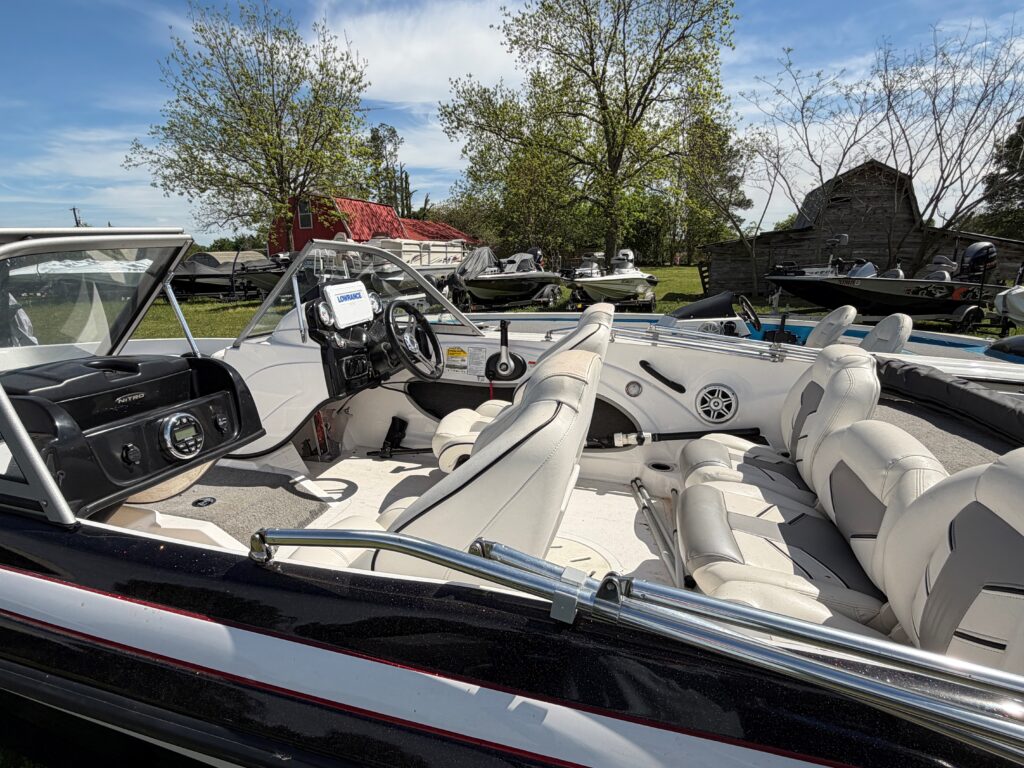 2018 Nitro Z19 Sport | Mercury 200 Pro XS Opti 2-Stroke