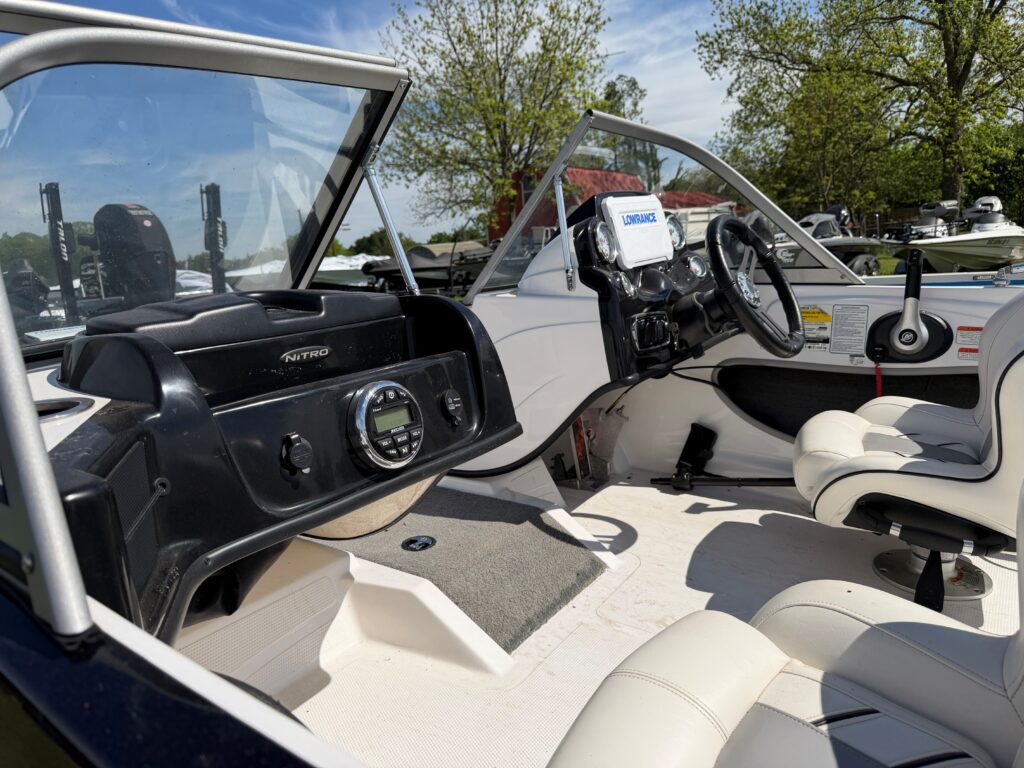 2018 Nitro Z19 Sport | Mercury 200 Pro XS Opti 2-Stroke