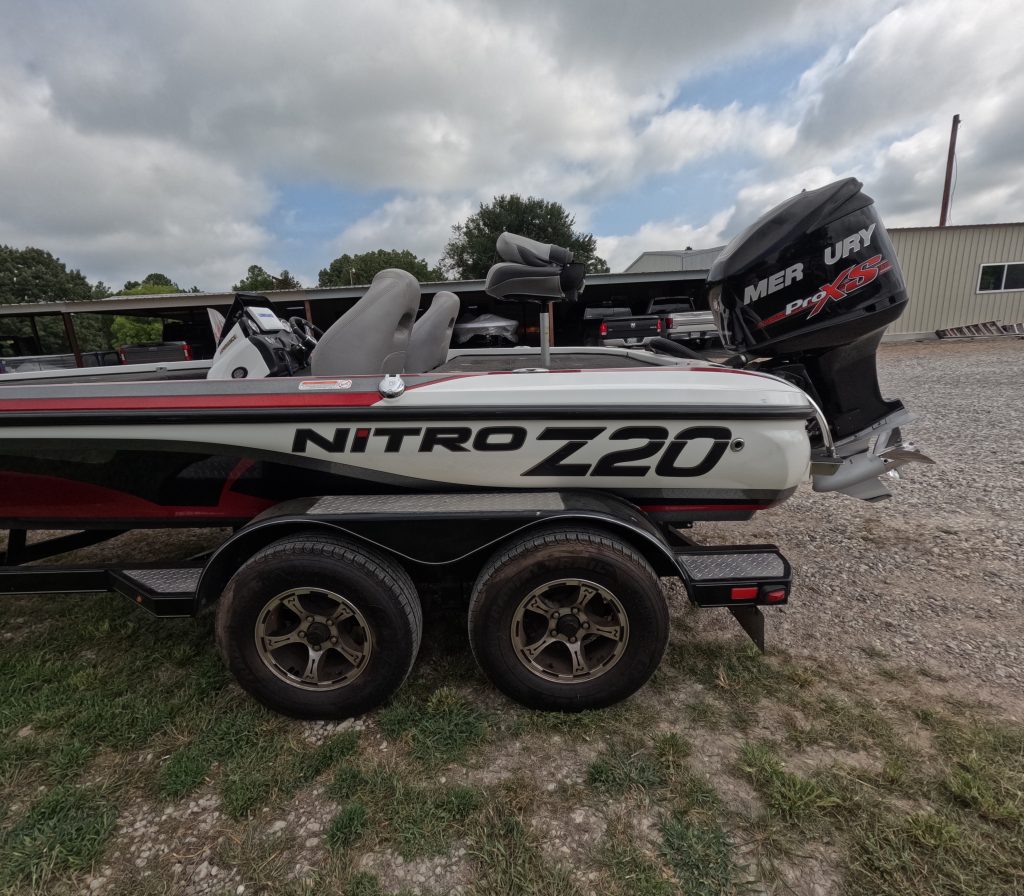 2016 Nitro Z20 | Mercury 250 PRO XS