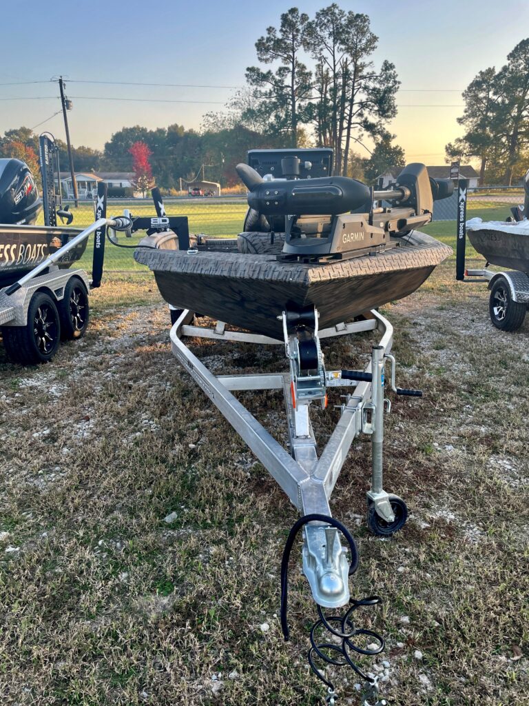 2024 Xpress H18 DB | Yamaha 70 Tiller Handle