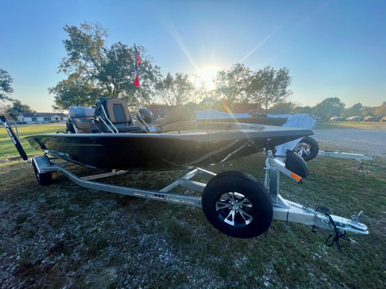 NEW 2026 Xpress H20 BAY | Yamaha 115