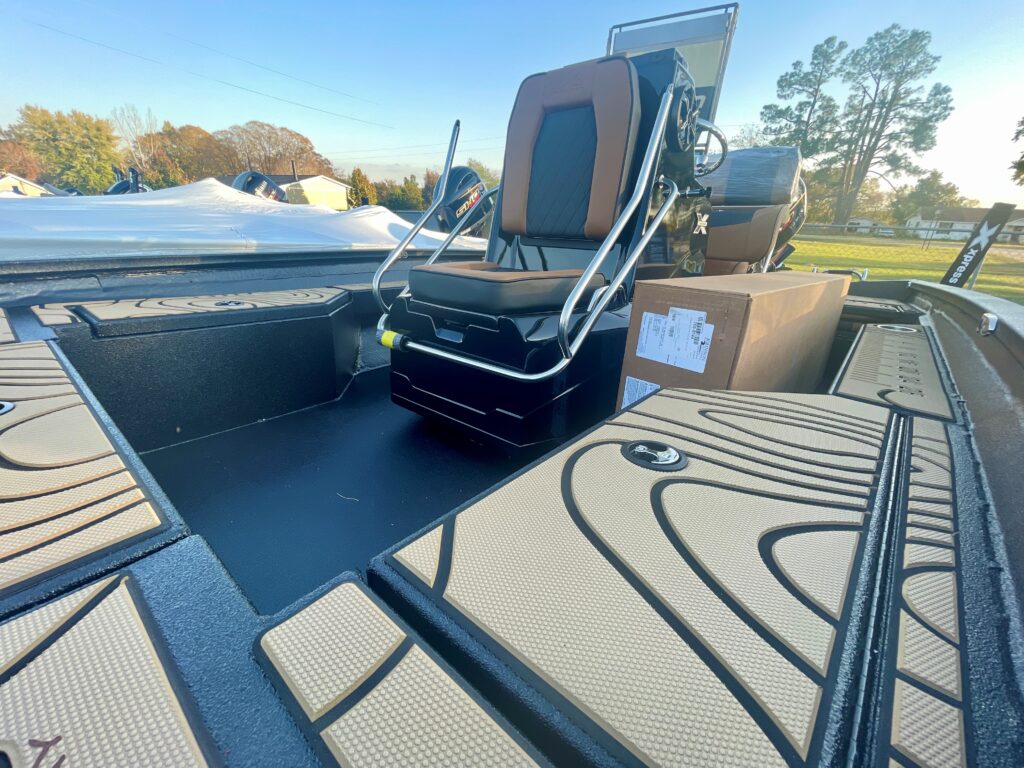 NEW 2026 Xpress H20 BAY | Yamaha 115