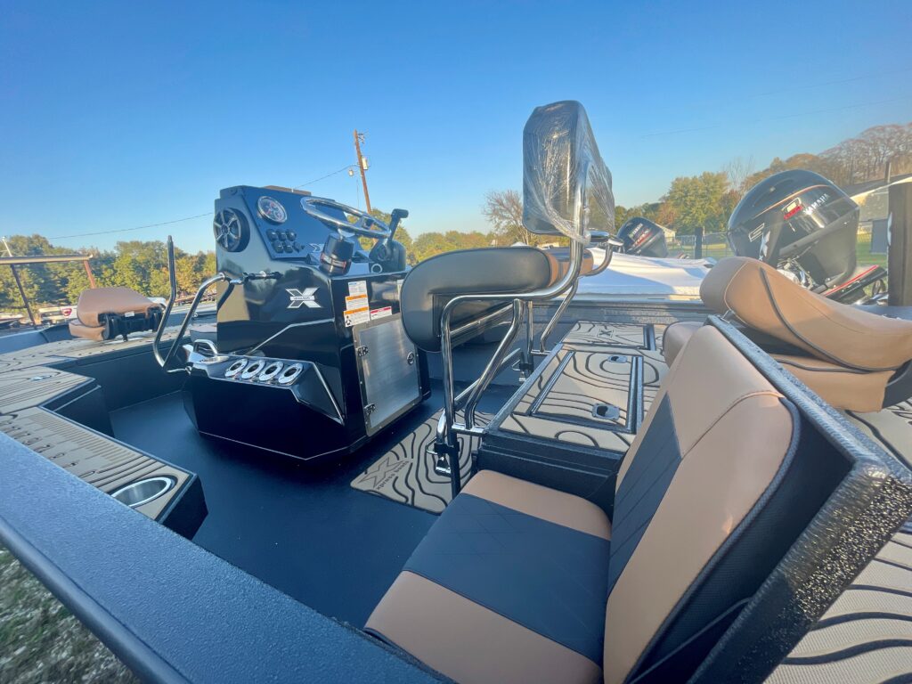 NEW 2026 Xpress H20 BAY | Yamaha 115