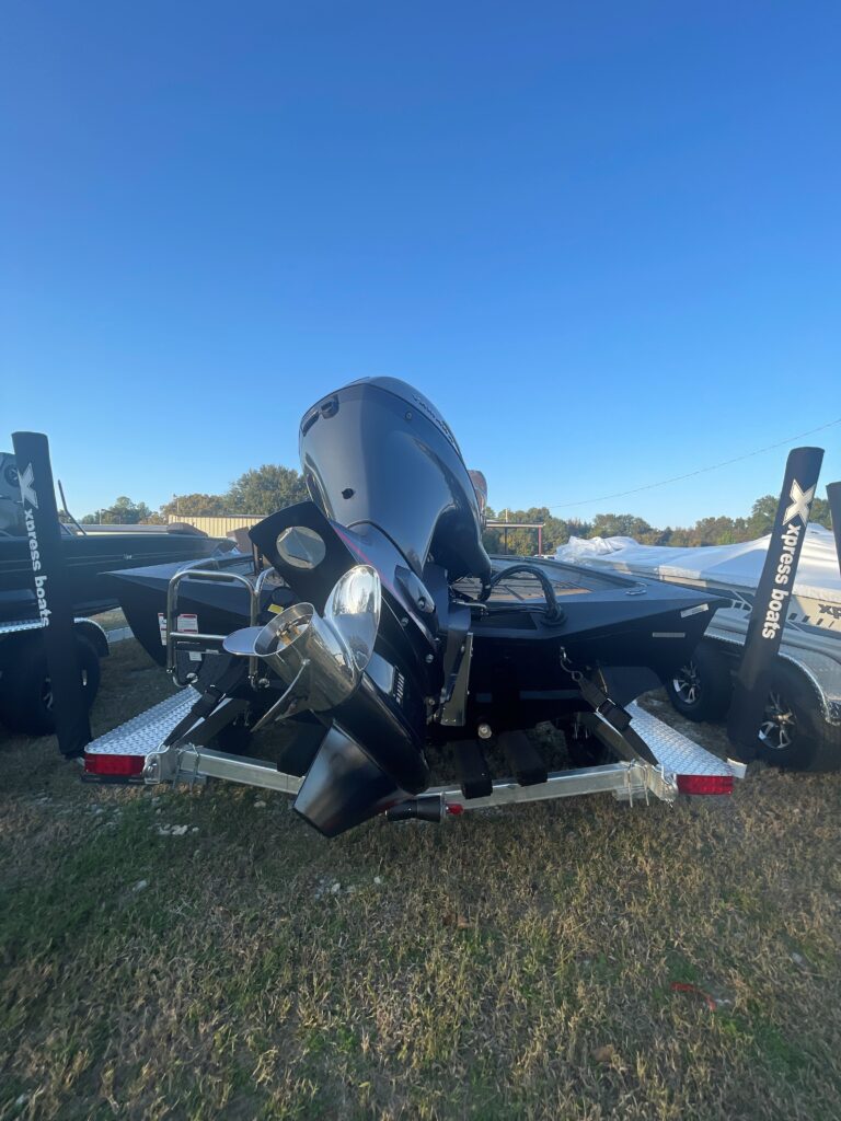 NEW 2026 Xpress H20 BAY | Yamaha 115