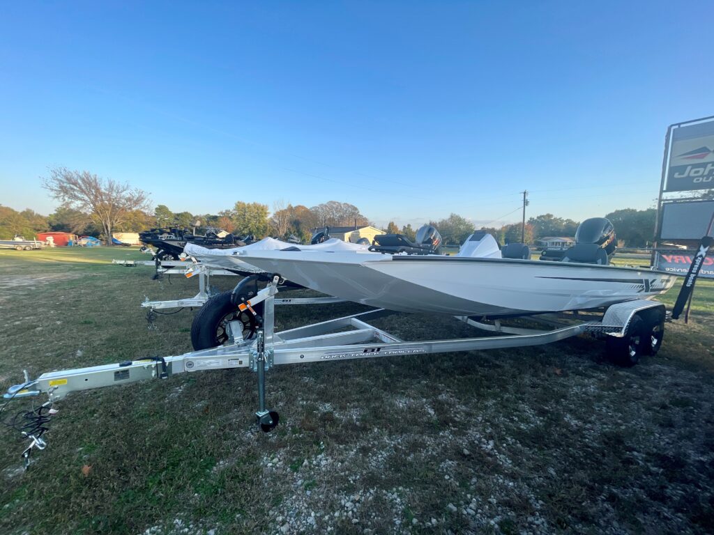 NEW 2026 Xpress H20C Crappie | Yamaha 175