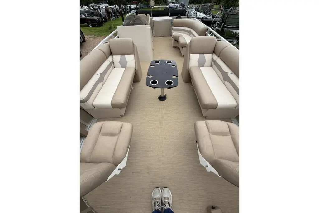 2013 Cypress Cay Cabana 240 | 25.5′
