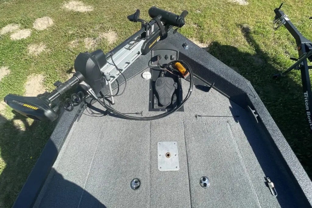 2013 Xpress H18 | 23.17′