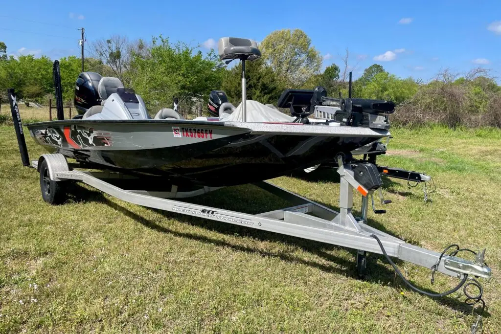 2020 Xpress X19 Pro | 20.17′