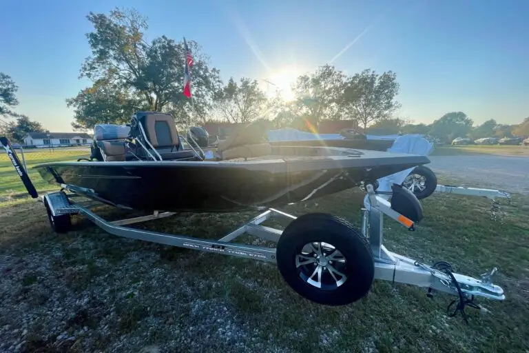 2026 Xpress H20B Bay | 20.25′