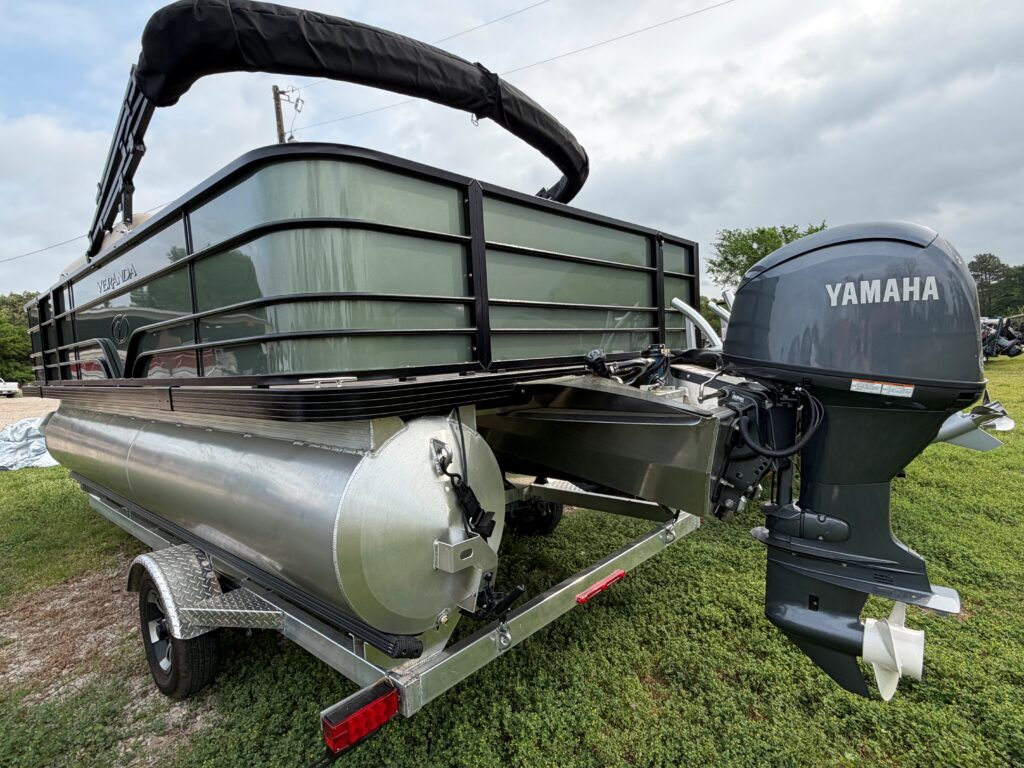 NEW 2026 Veranda Vista 18VF4 | Yamaha 70