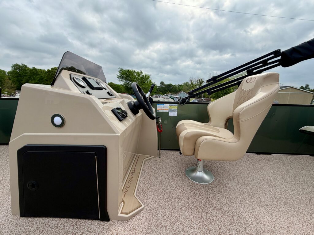 NEW 2026 Veranda Vista 18VF4 | Yamaha 70