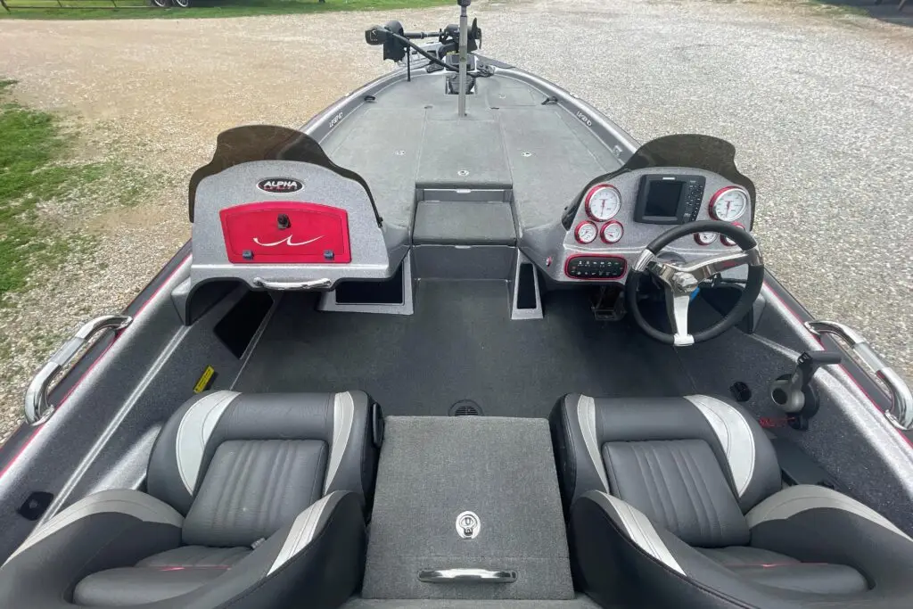2013 Legend Alpha 199 DCX | 19.83′
