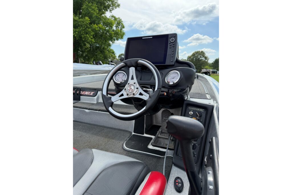2019 Phoenix 920 ProXP | 20.5′