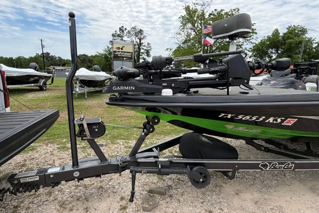 2023 Bass Cat Eyra | 25.83′