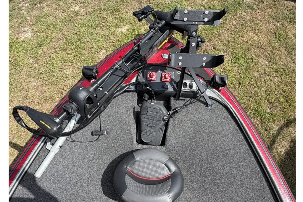 2015 Nitro Z-8 | 20.08′