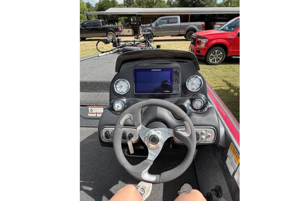 2015 Nitro Z-8 | 20.08′