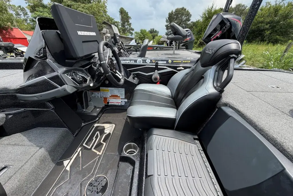 2025 Skeeter FXR21 PRO | 25.33′