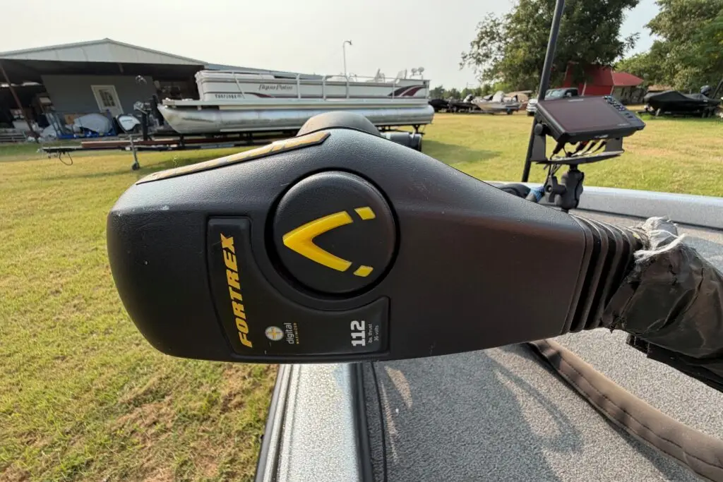 2016 Phoenix 919 ProXP | 19.67′