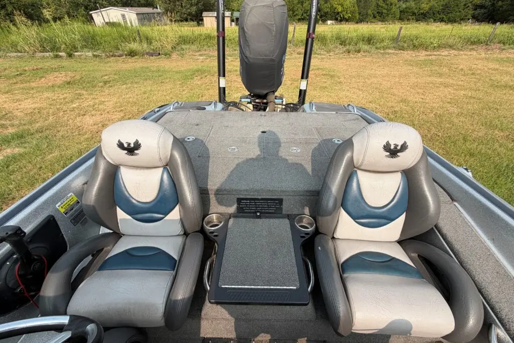 2016 Phoenix 919 ProXP | 19.67′