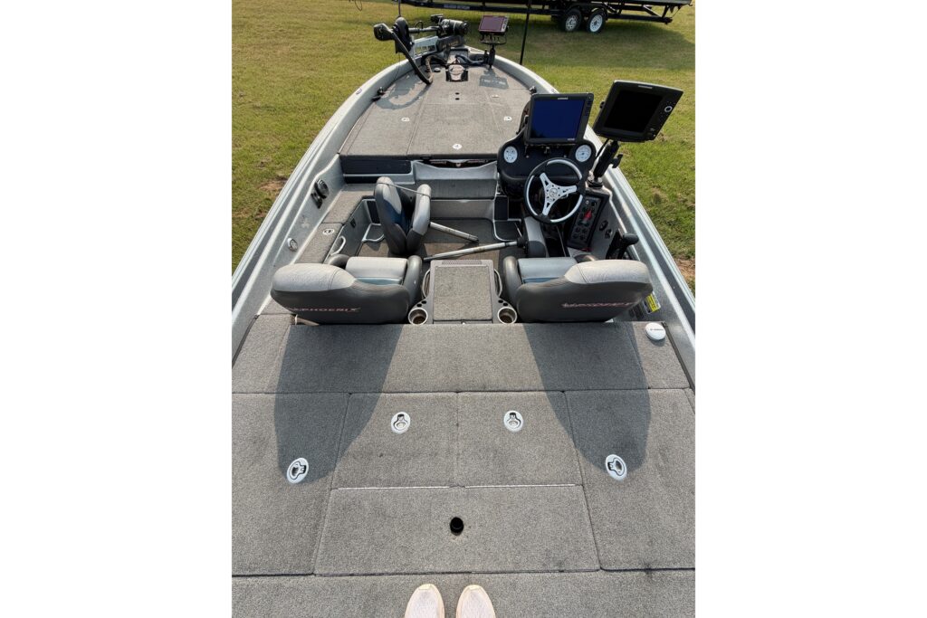 2016 Phoenix 919 ProXP | 19.67′