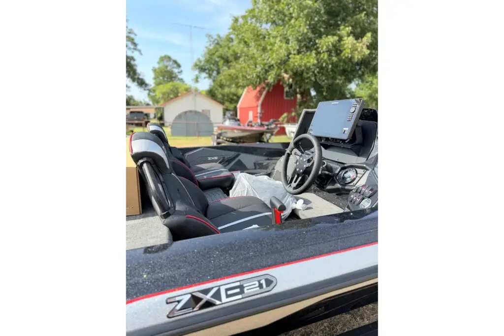 2027 Skeeter ZXE21 | 21.33′
