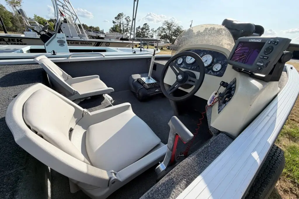 2001 G3 Pro 175 | 17′
