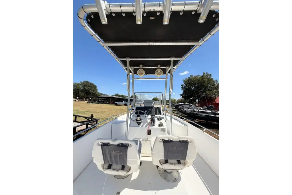 2001 Pro Sports 2300 Pro Bay | 23′