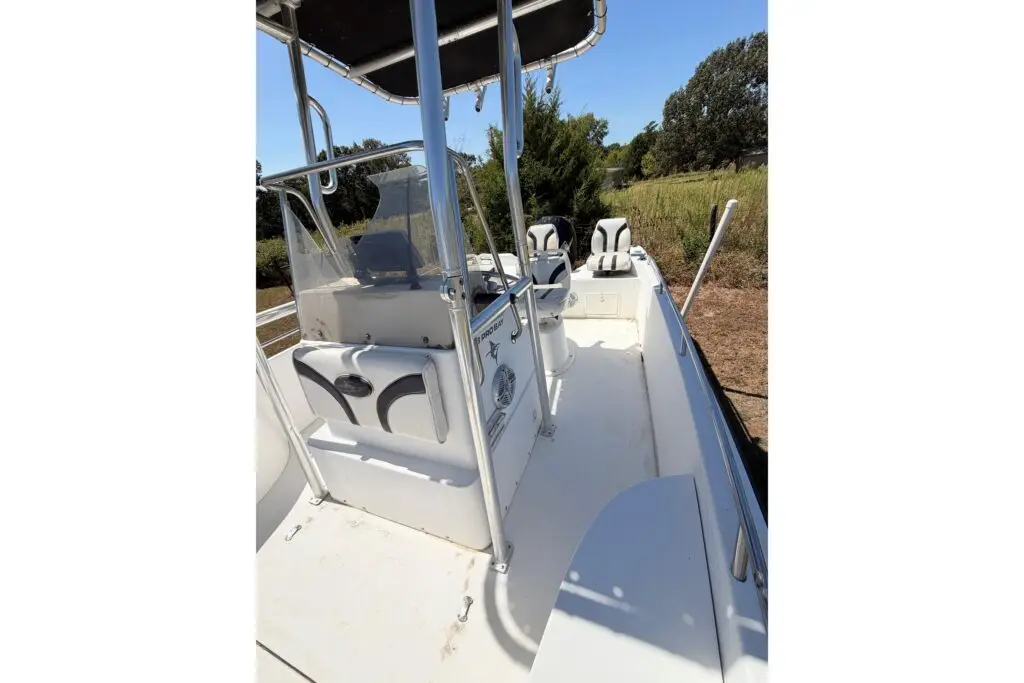 2001 Pro Sports 2300 Pro Bay | 23′
