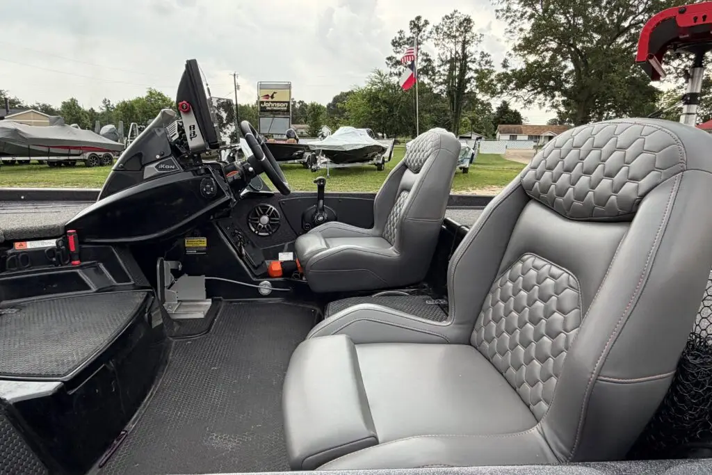 2025 iKon VLX21 | 21′