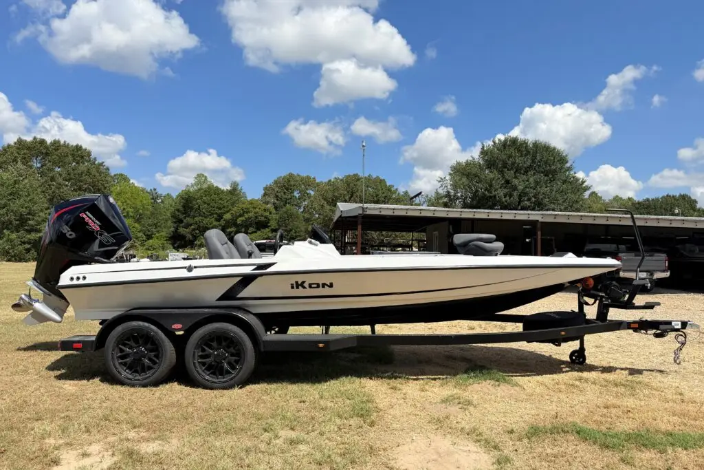2027 iKon VLE21 | 21′