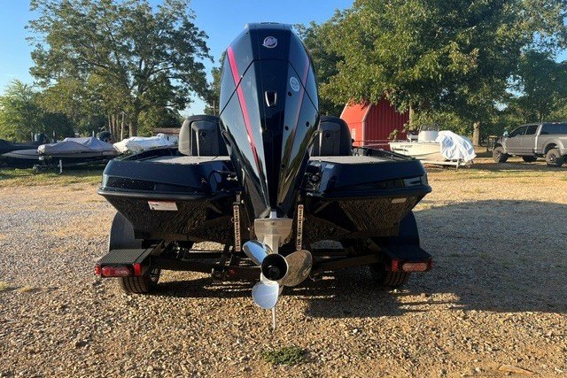 2027 iKon VLE21 | 21′